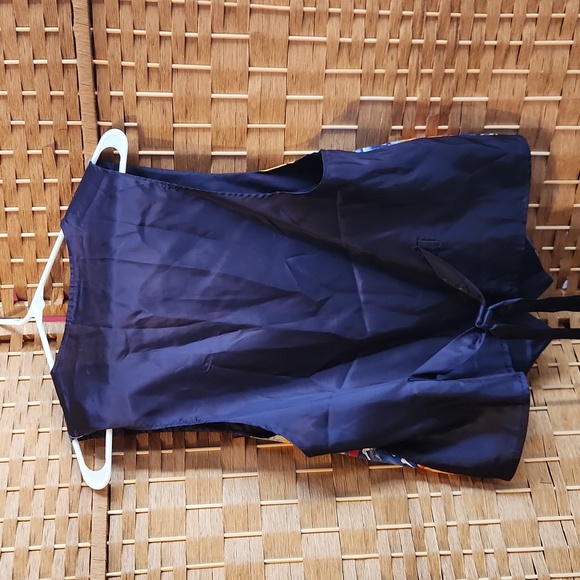 Vintage, Ginger Propper, Artsy, Spooky, Silly Skeleton & Pumpkins Halloween Vest - Picture 4 of 8